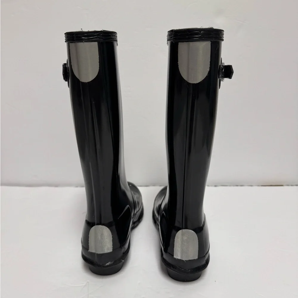 Hunter Glossy Black Buckle Boots. Kids size 3B/4G - Picture 4 of 7